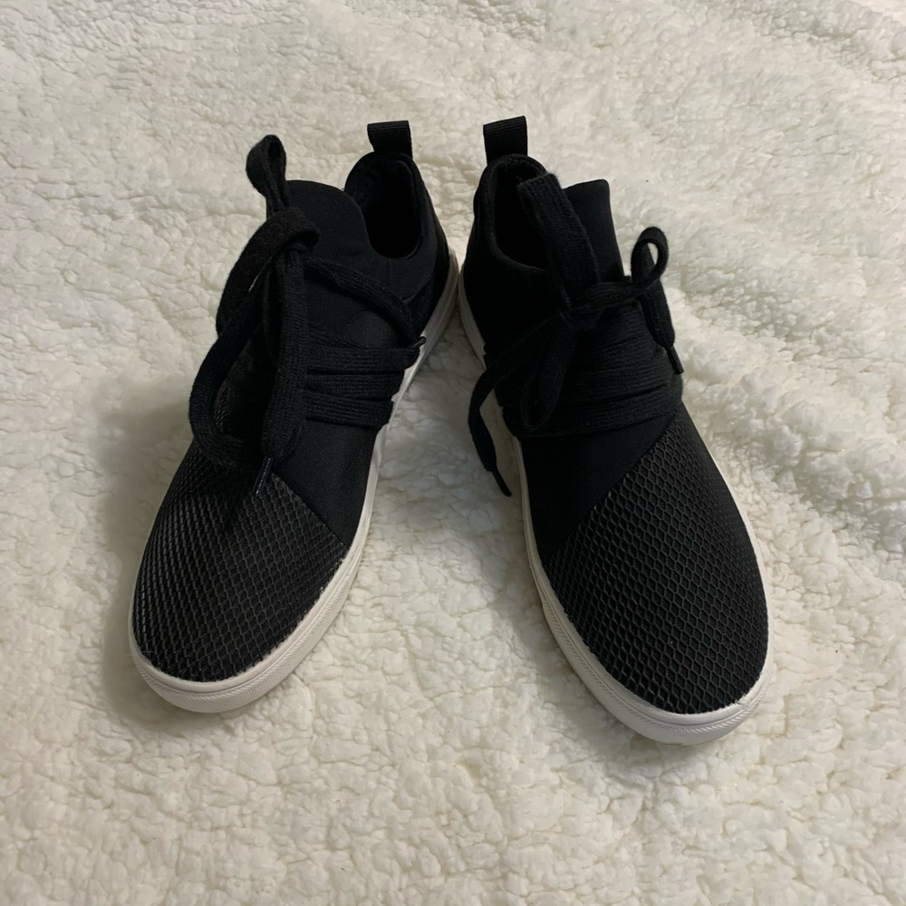 Black & white sneakers